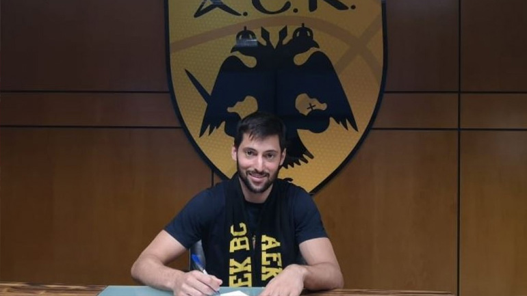 Mπάσκετ: Ανακοίνωσε τον Γκίκα η ΑΕΚ!